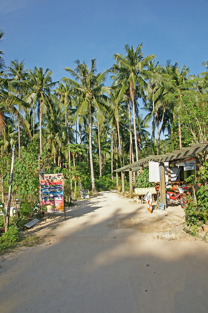 Thi&ecirc;n đường ẩn trong l&agrave;ng ch&agrave;i El Nido, Philippines
